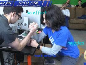 jer-molly_armwrestle1.gif